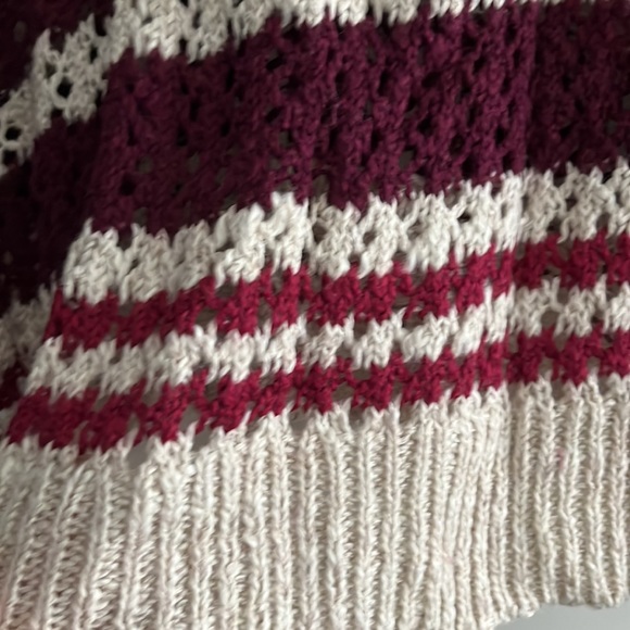 Abercrombie Kids Crochet Fringe Sweater - Picture 4 of 4